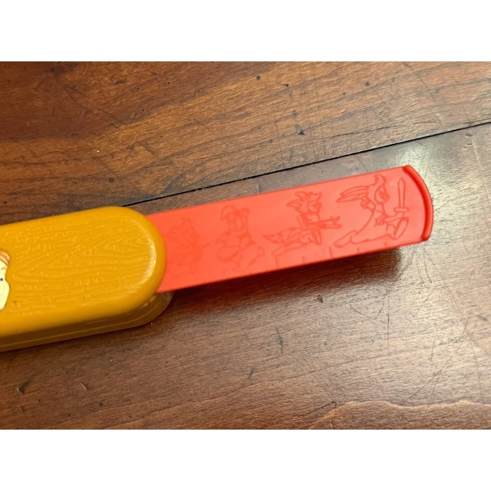 Vintage Disney McDonalds Peter Pan Plastic Folding Pocketknife Knife Toy